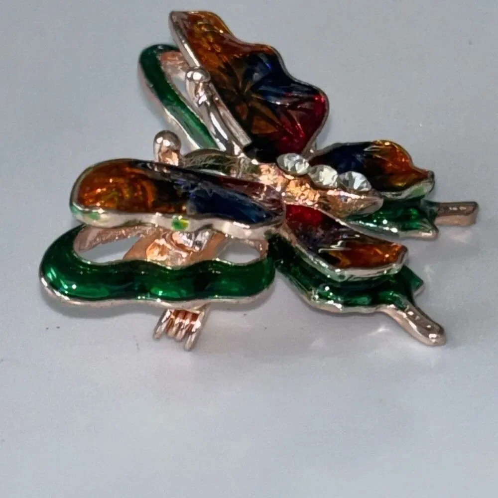 NWT Betsey Johnson butterfly rainbow crystal pin/brooch 3D enamel